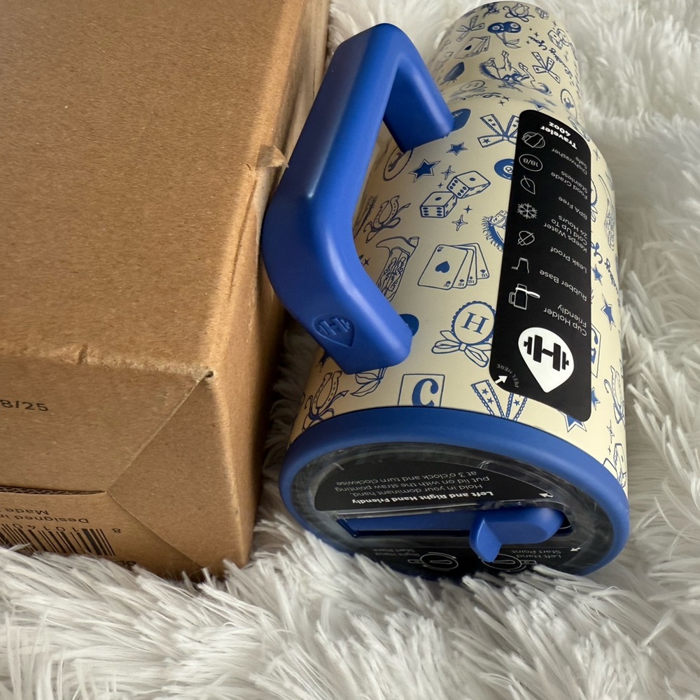 HydroJug Cream and Blue Printed Tumbler - Picture 4 of 4